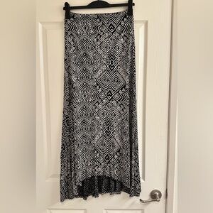 Women’s maxi skirt